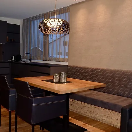 Allegra Apartamento *